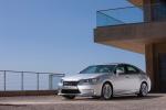 Lexus ES300h 2012 года